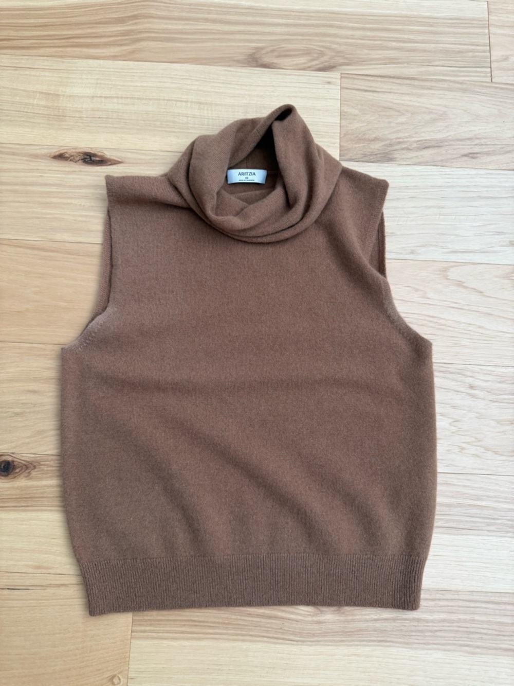 Aritzia Brown Cashmere Turtleneck Sleeveless Vest